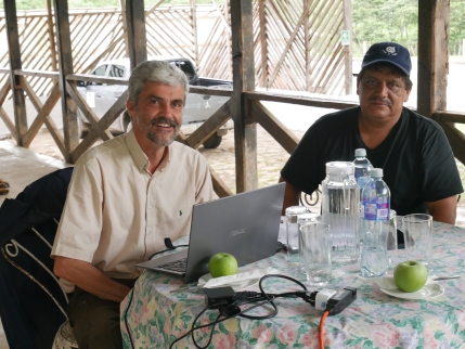 Nicolas et Camille en mission en Colombie pour l’évaluation d’impact social et environnemental de projets d’investissement agroforestiers
